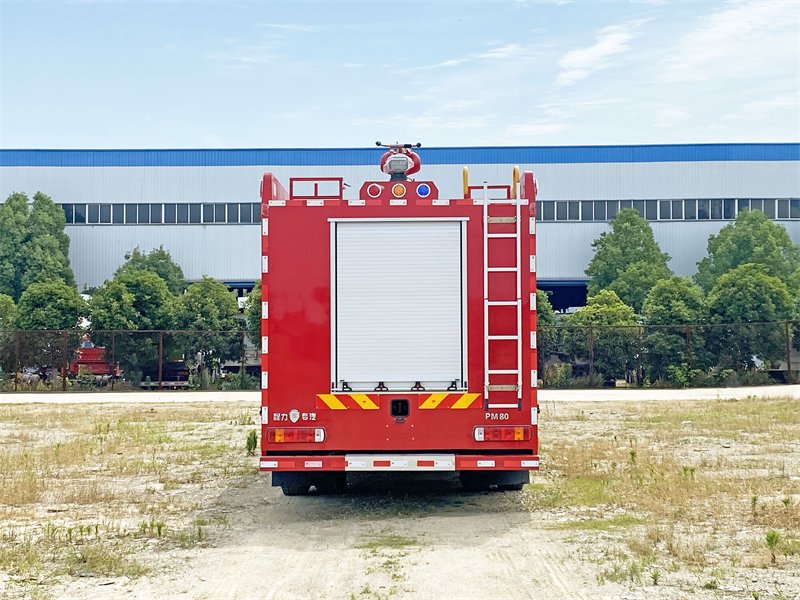 消防车科普：不只是“会喷水的红卡车”